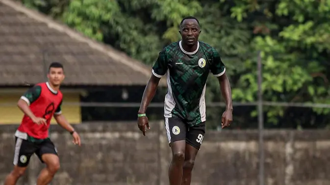 satu-satunya-wakil-pss-di-fifa-matchday,-christophe-nduwarugira-dipanggil-timnas-burundi