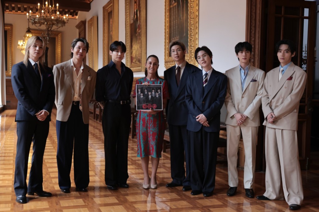 mexico-president-announces-bts’-2027-return-after-meeting-with-south-korea leader