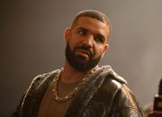 drake-surprises-karol-g’s-houston-crowd-with-‘one-dance’ performance
