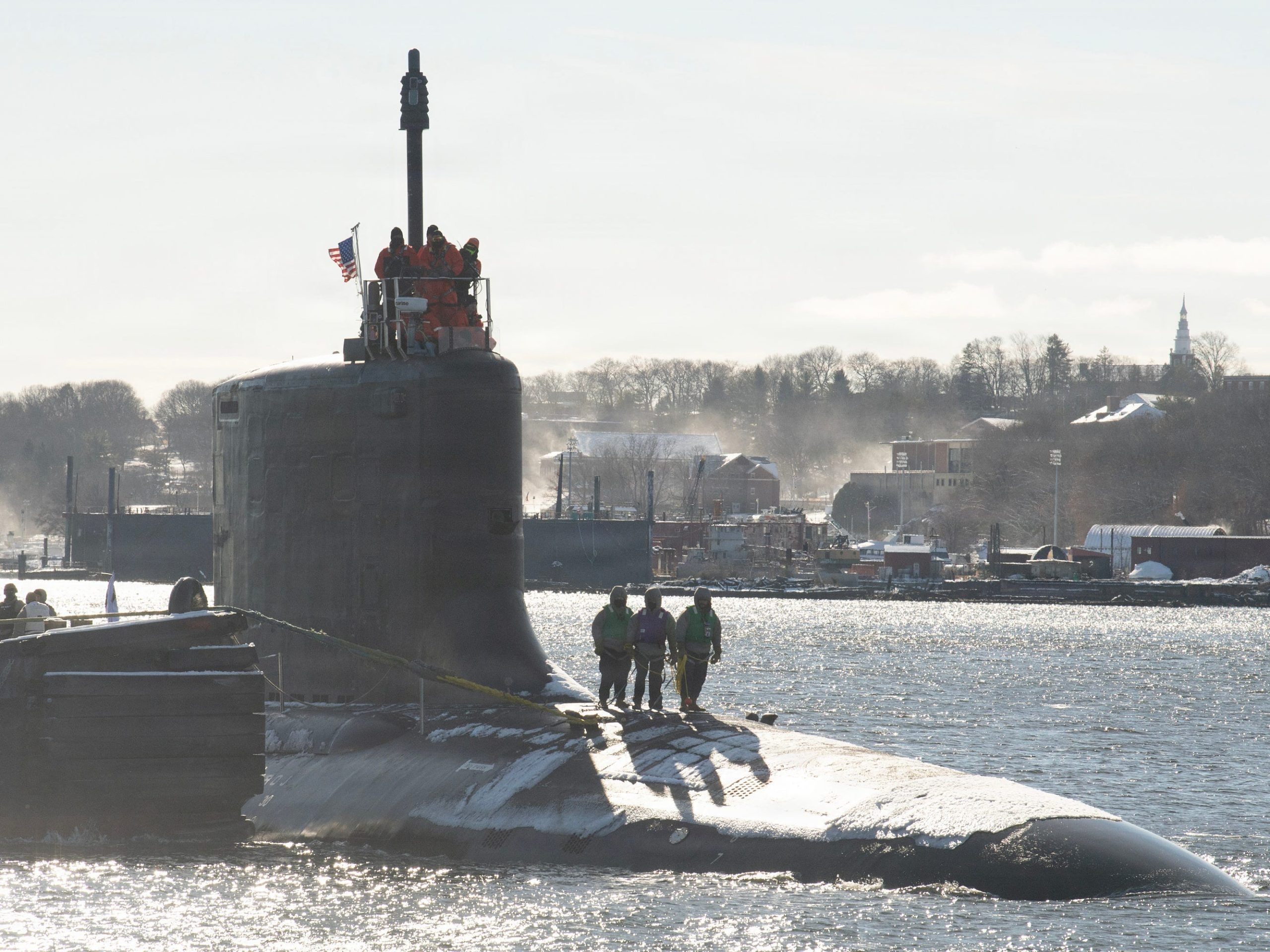 fixing-transportation-issues-is-key-to-getting-more-workers-into-us-submarine-yards-and-keeping-them,-navy-official-says