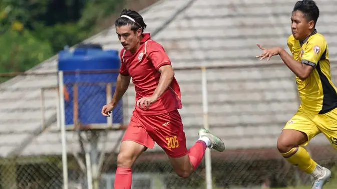 persis-kirim-theo-leeming-dan-satu-asisten-pelatih-ikuti-tc-timnas-indonesia-u-20-di-china
