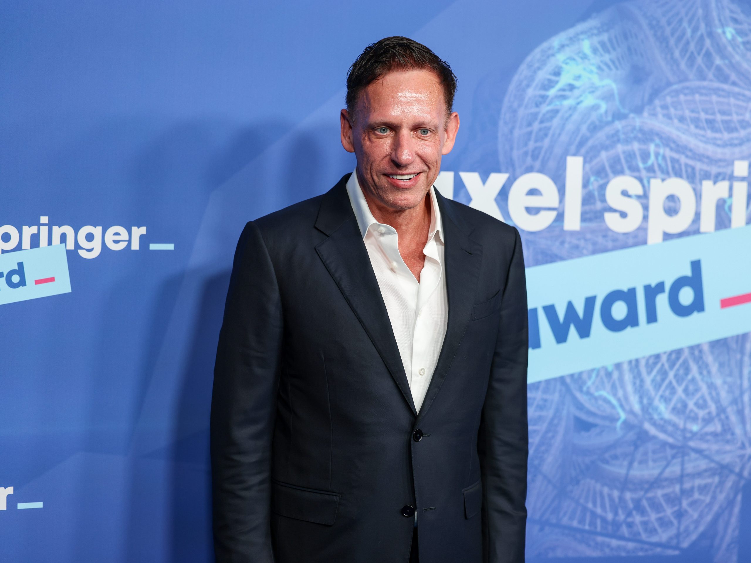 peter-thiel-says-that-effective-altruists-got-‘one-big-thing-right’