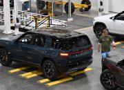 rivian’s-sales-pop-as-the-company’s-big-r2-bet-starts-to-pay-off