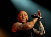 jimmy-barnes-to-headline-2027-red-hot-summer-tour-with-all-australian lineup