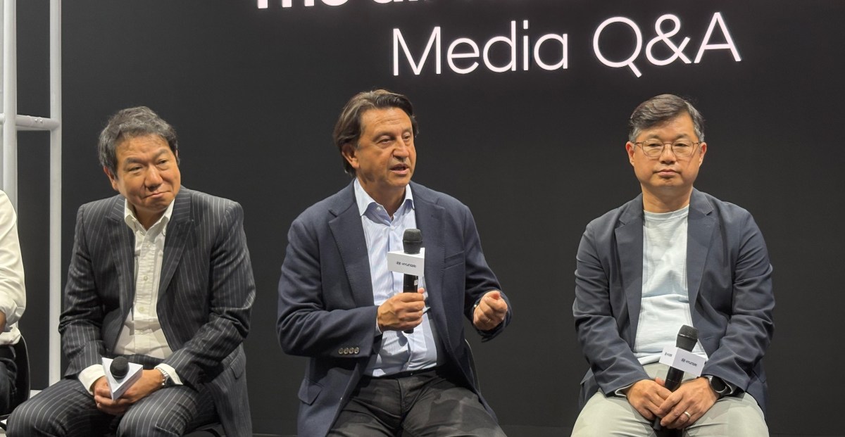 hyundai-ceo-says-only-a-‘level-playing-field’-can-minimize-damage-from-china