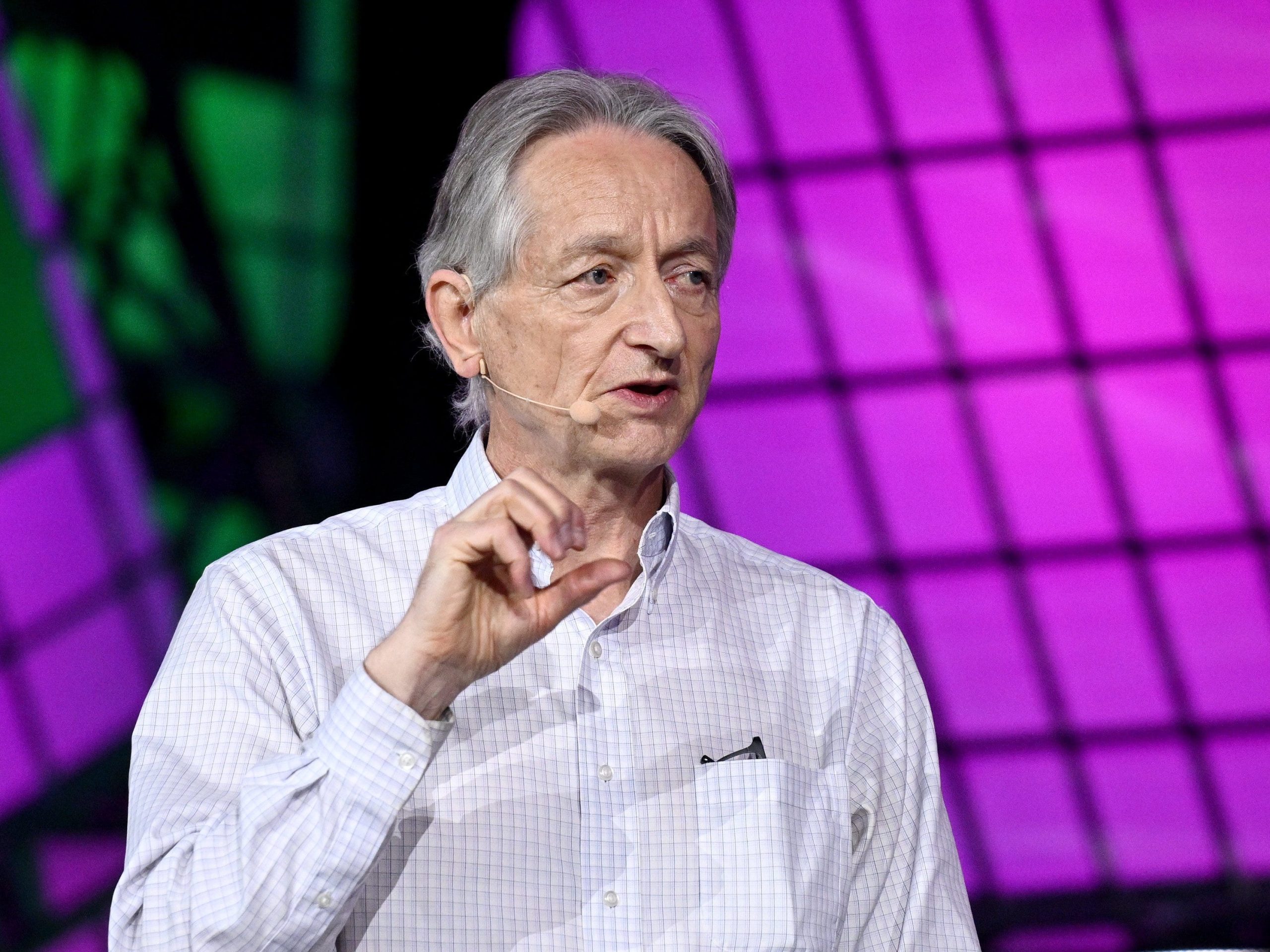 the-godfather-of-ai-wants-an-fda-style-approval-system-for-the-technology