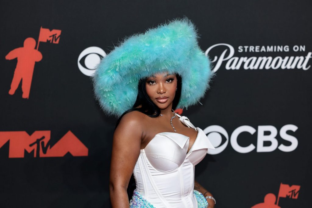 summer-walker-in-legal-dispute-with-interscope-over-record deal