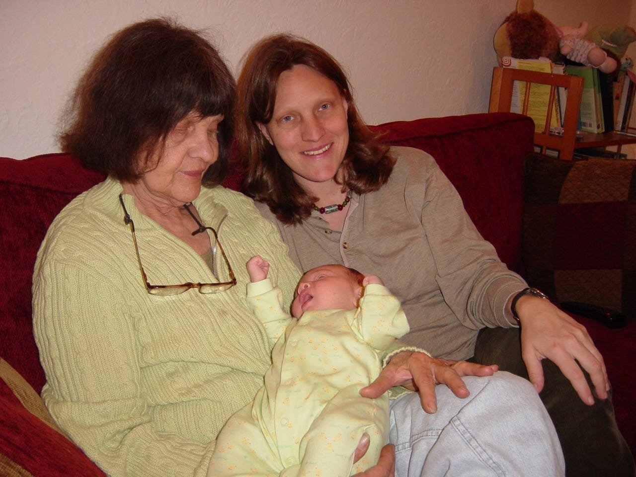 my-mom-was-raising-me-and-caring-for-her-mom-with-alzheimer’s-our-neighbors-became-our-village.