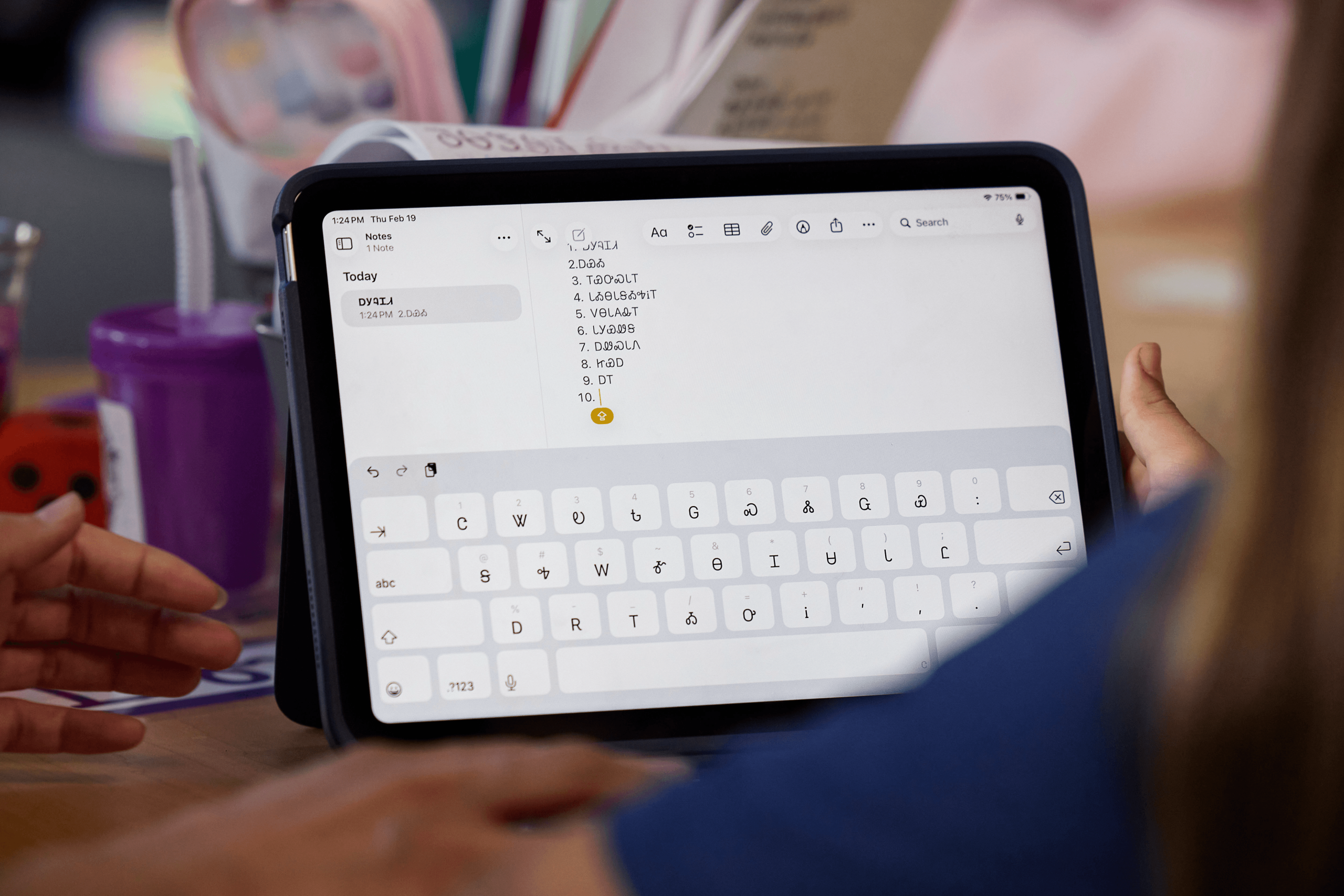 how-apple-puts-indigenous-languages-on-the-iphone-keyboard