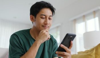 Awas Lupa Diri, Ini 7 Cara Tetap Berpikir Rasional saat Jatuh Cinta