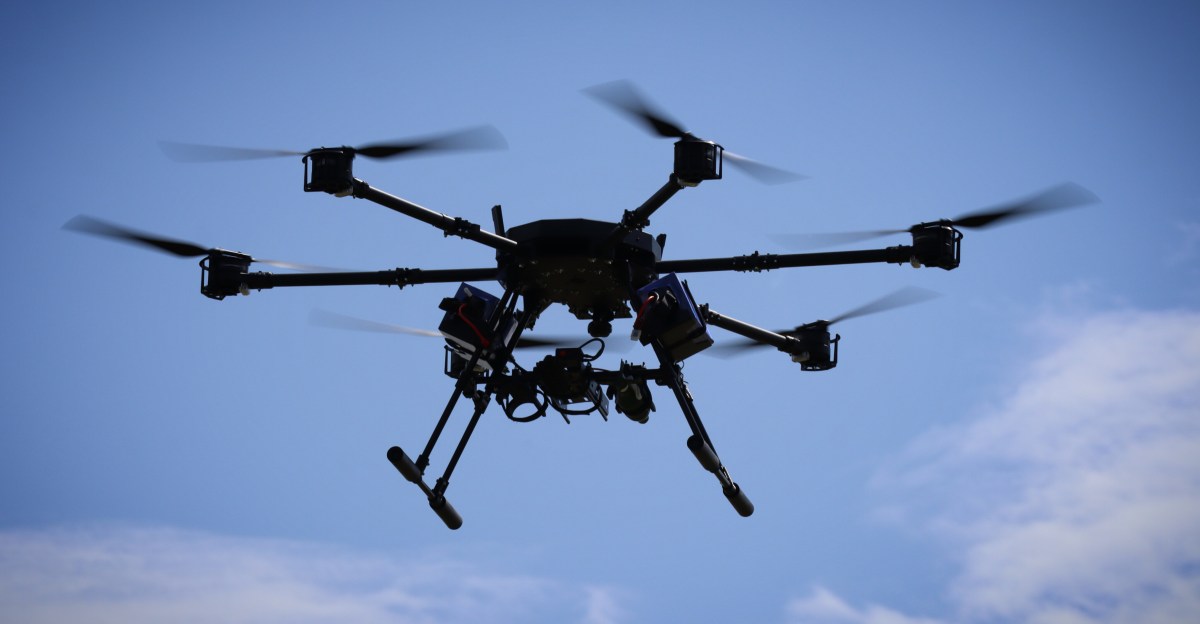 russian-bot-farms-are-still-trolling,-even-after-ukraine’s-drone-strikes-on-yandex