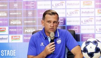 Tolic Beberkan Soal Ruang Ganti Persib setelah Bekuk The Cong Viettel