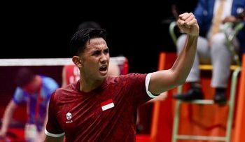 Hasil Denmark Open: Alwi Farhan Lolos 8 Besar usai Singkirkan Jonatan