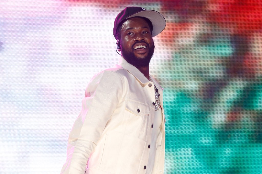 meek-mill-suggests-he-can-sell-out-madison-square-garden-or-barclays-‘with-45-days-of promo’