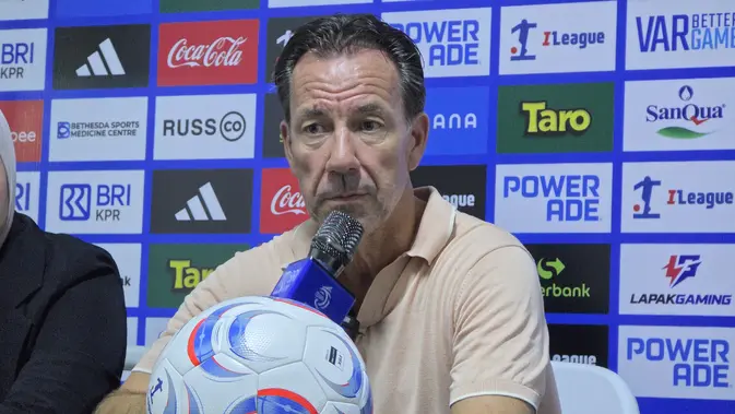 bri-super-league:-psim-takluk-dari-psm,-jean-paul-van-gastel-pertanyakan-peran-var