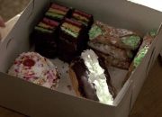 if-you-can’t-name-8-of-these-fruity-desserts,-you’re-probably-not-a-real-foodie