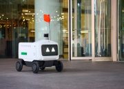 a-woman-was-arrested-in-philly-for-blocking-a-delivery-robot