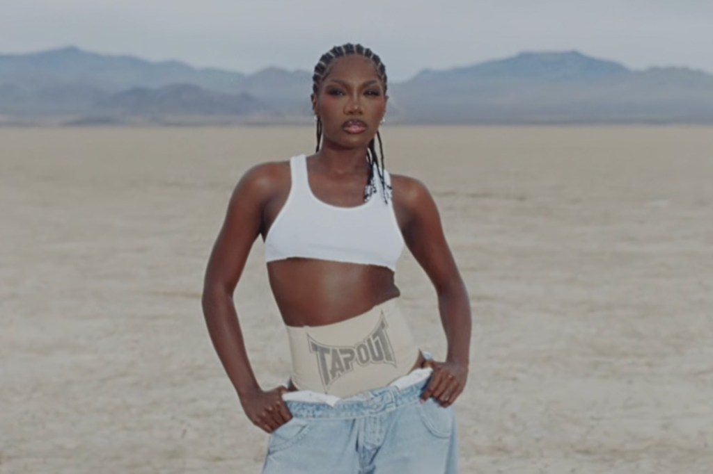 doechii-detonates-herself-in-the-desert-in-explosive-‘catwoman’-video: watch