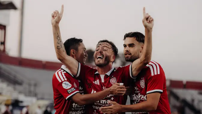 bali-united-menggila-di-kandang,-johnny-jansen-wanti-wanti-serdadu-tridatu-soal-laga-tandang