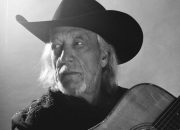 john-anderson,-country-music-hall-of-fame-inductee,-dies-at 71