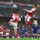 hasil-liga-inggris:-2-bek-tengah-cetak-gol,-arsenal-tempel-man-city