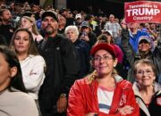 maga-is-melting-down-in-the-weirdest-way-over-obama’s-cheesecake-factory-joke
