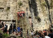 karhutla-toraja-utara,-ratusan-peti-jenazah-makam-tradisional-terbakar