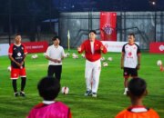 didampingi-2-eks-timnas-indonesia,-shin-tae-yong-berbagi-ilmu-dengan-40-talenta-muda