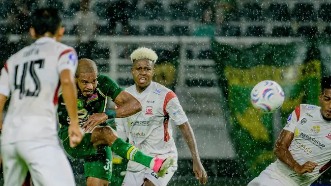 hasil-bri-super-league:-persebaya-hajar-madura-united,-bhayangkara-fc-gagal-kalahkan-psm