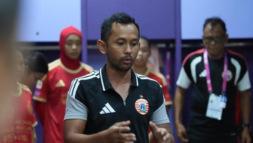 persija-resmi-depak-pelatih-tim-putri-yang-salahkan-pemain-saat-kalah