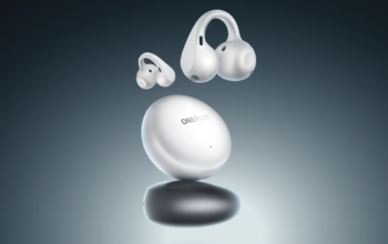 OnePlus Buds Clip Meluncur, Earbuds Open-Ear Perdana Dengan Dual-Driver dan Baterai Super Awet