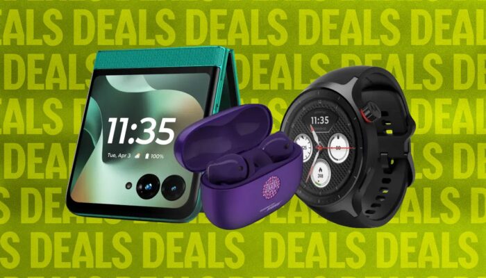 Motorola Deal: Get a Free Smartwatch and Earbuds When You Buy a Razr
