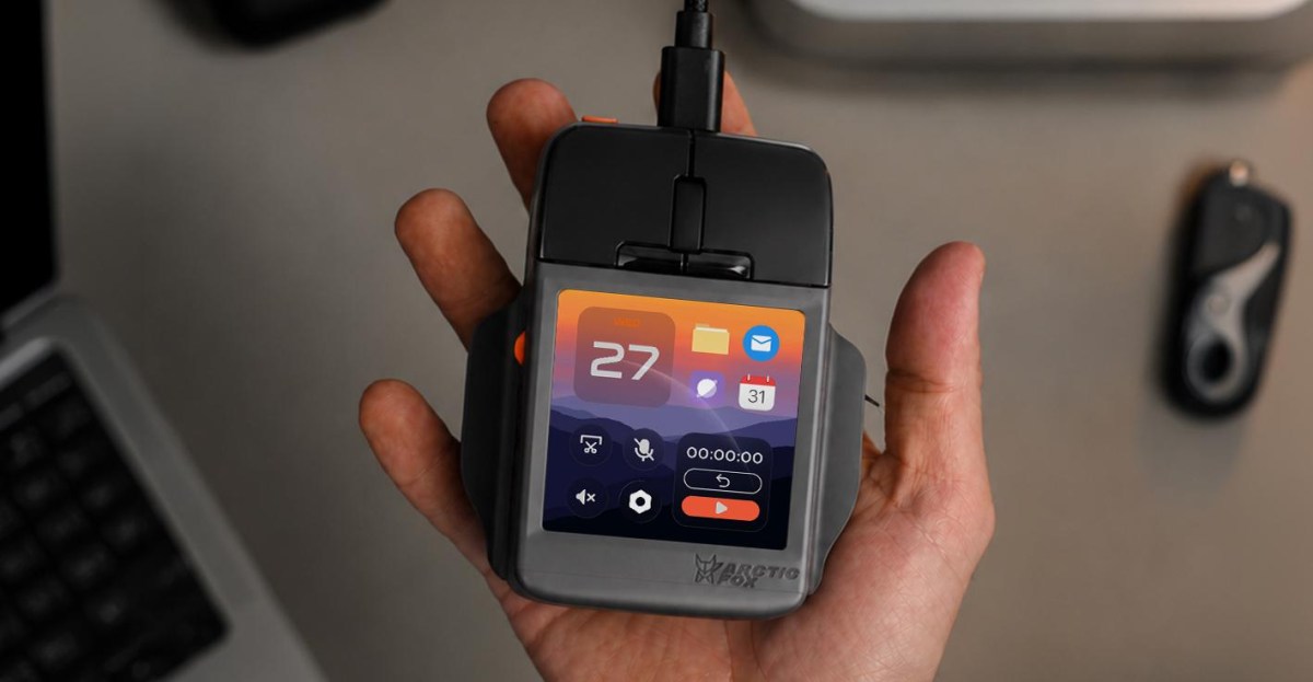 the-super-mouse-puts-a-touchscreen-macro-pad-under-your-hand