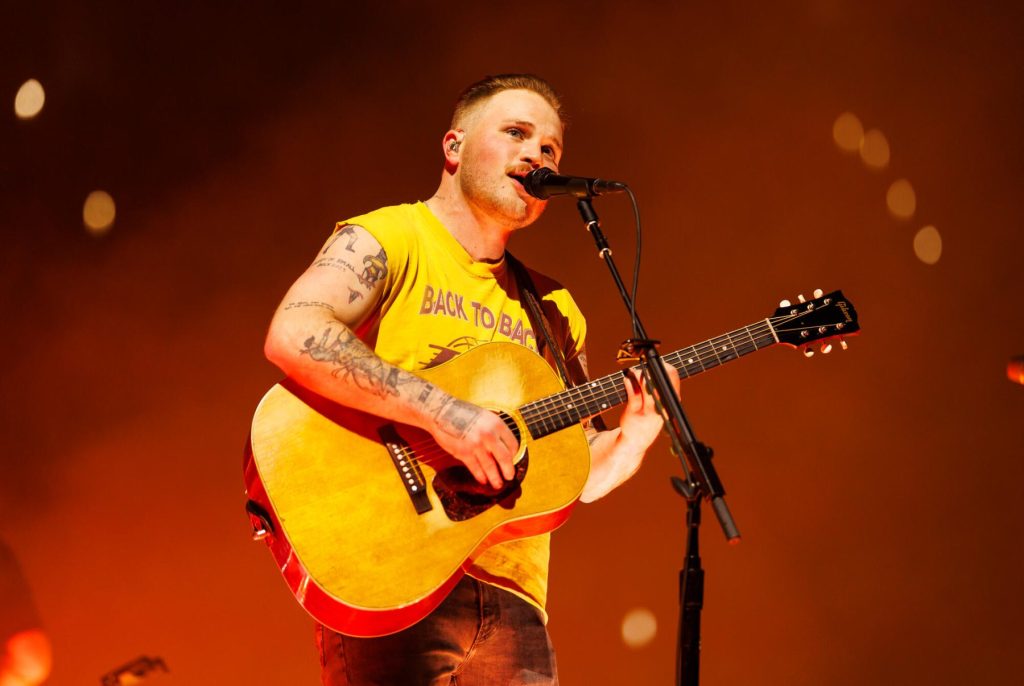 zach-bryan’s-‘young-manhood-and-other-donatable-organs’-debuts-atop-three-album charts