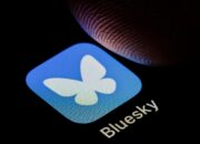 bluesky-is-blocking-links-to-a-major-leak-of-dhs-employee-records